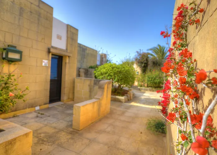 Ta' Cenc & אתר נופש Sannat