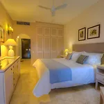 Ta' Cenc & Semesteranläggning (resort) Sannat