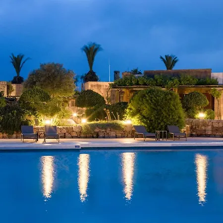 Ta' Cenc & Resort