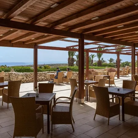 Ta' Cenc & Resort 5*