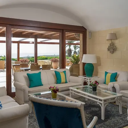 Ta' Cenc & Üdülőközpont Sannat