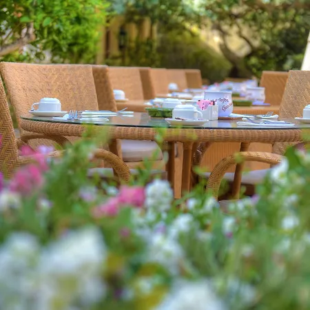 Ta' Cenc & 5* Sannat