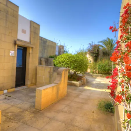 Ta' Cenc & Semesteranläggning (resort) Sannat