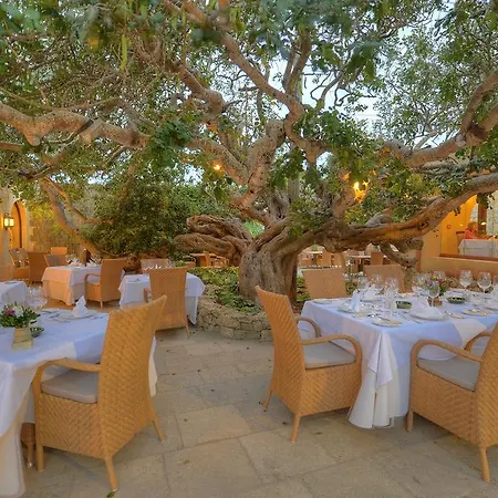 Ta' Cenc & Resort