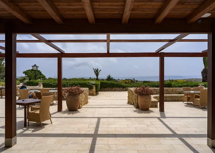 Resort Ta' Cenc & 5*